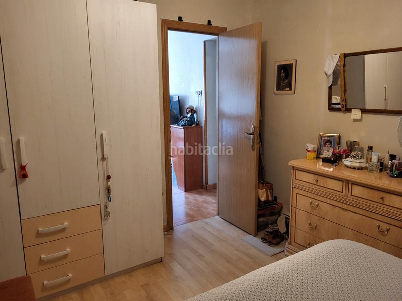 Foto 2f4a5e70-b693-41e6-baa8-870ef6381e39. Piso  3 habitaciones zona renfe en Pont Vell Ripollet