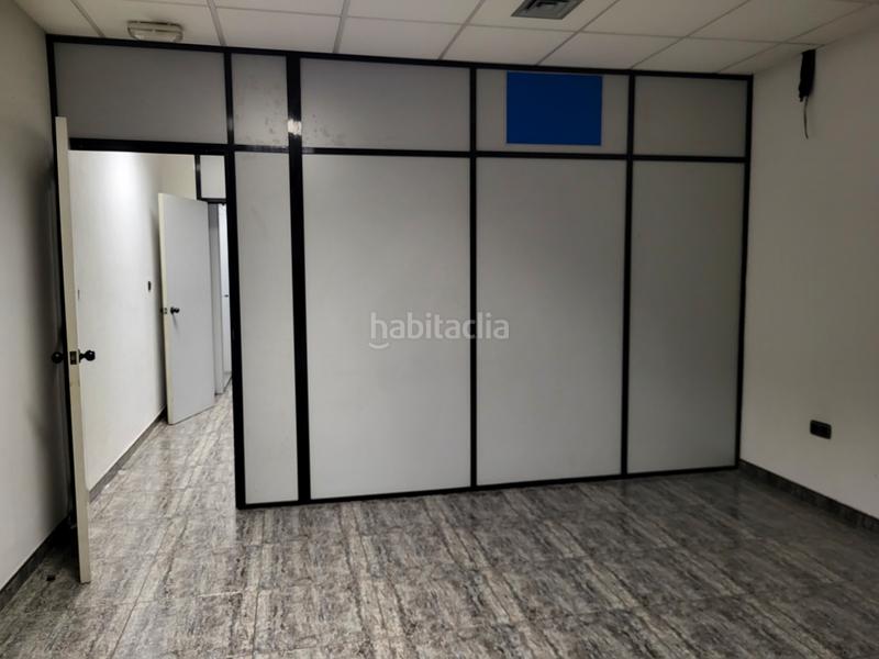 Foto 0bd3ac75-1415-4b20-8c8b-8119d7f76556. Locale commerciale in Catalunya - Fontetes Cerdanyola del Vallès