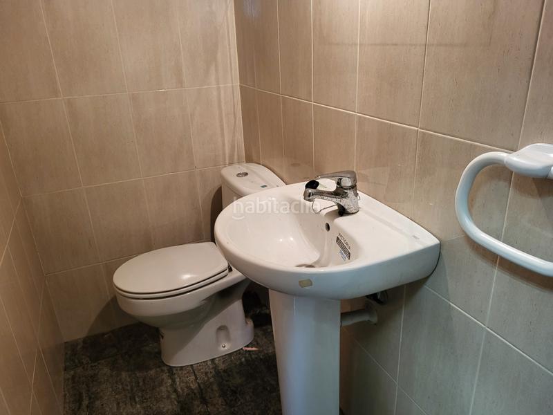 Foto c826e840-d4a2-48dd-a981-ca2a96799b40. Locale commerciale in Catalunya - Fontetes Cerdanyola del Vallès