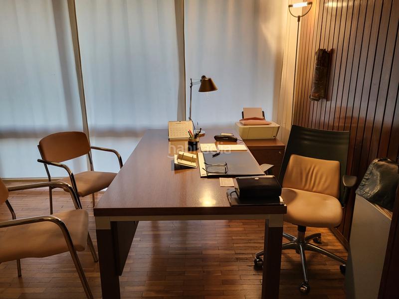 Foto 27ca9778-4504-41d7-96fb-834fb60bfeec. Flat with fireplace heating parking in Eixample Sabadell