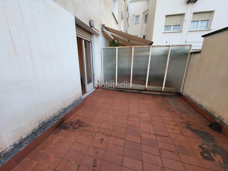 Foto 4e2d7648-6be1-49bf-aa0d-eb8593933ae3. Flat with fireplace heating parking in Eixample Sabadell