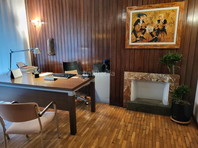 Foto 56bfae7a-191d-494c-a9d2-aadb870fe14e. Flat with fireplace heating parking in Eixample Sabadell