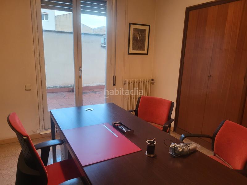 Foto 5f7eb0b8-7fa0-448d-8a98-74139a97e240. Flat with fireplace heating parking in Eixample Sabadell