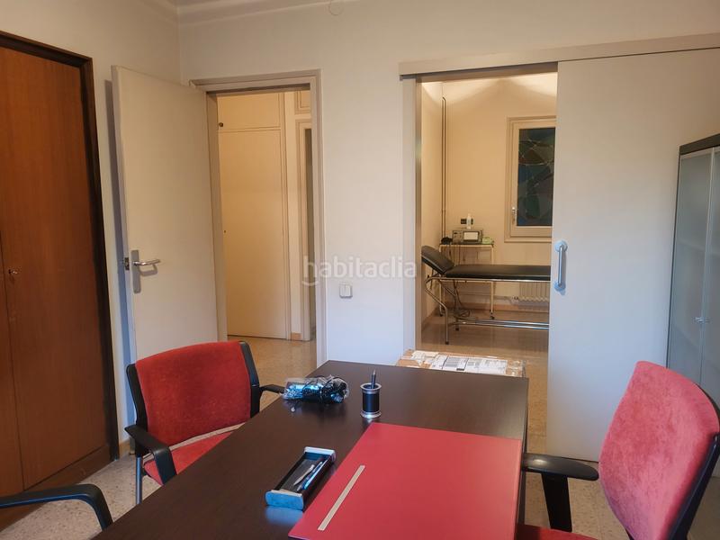 Foto a205cce9-5ab4-4558-856b-df1b03a9979e. Flat with fireplace heating parking in Eixample Sabadell