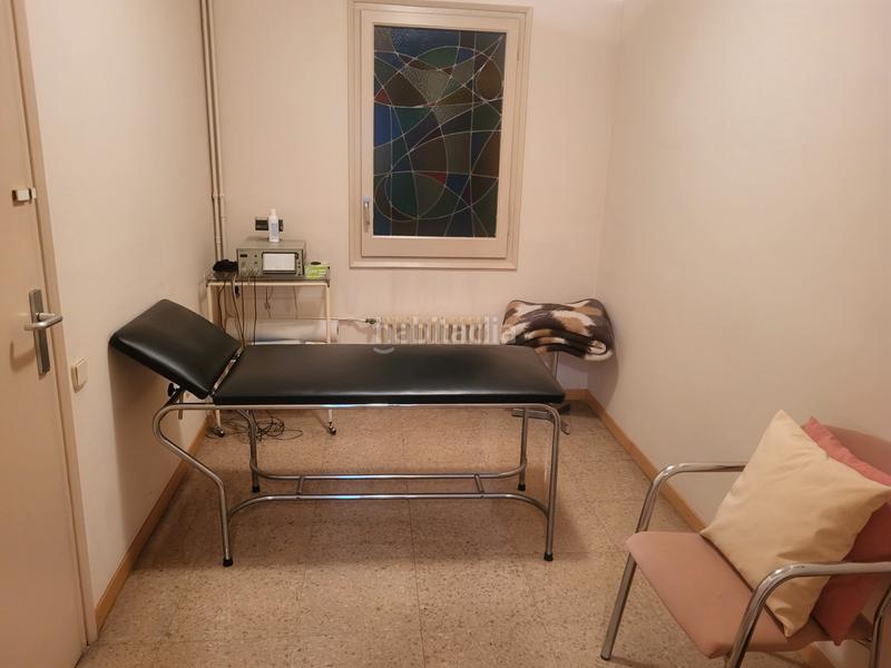 Foto e7129e96-9772-494c-97df-8234f5837a38. Flat with fireplace heating parking in Eixample Sabadell