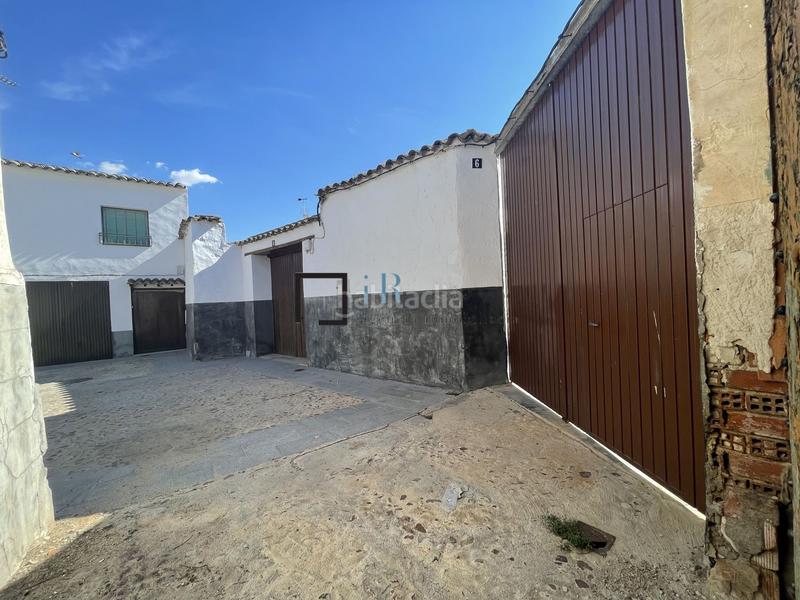 Foto 439e13c2-ff01-4ccc-b304-4940fdc36e24. Casa adossada a Orgaz