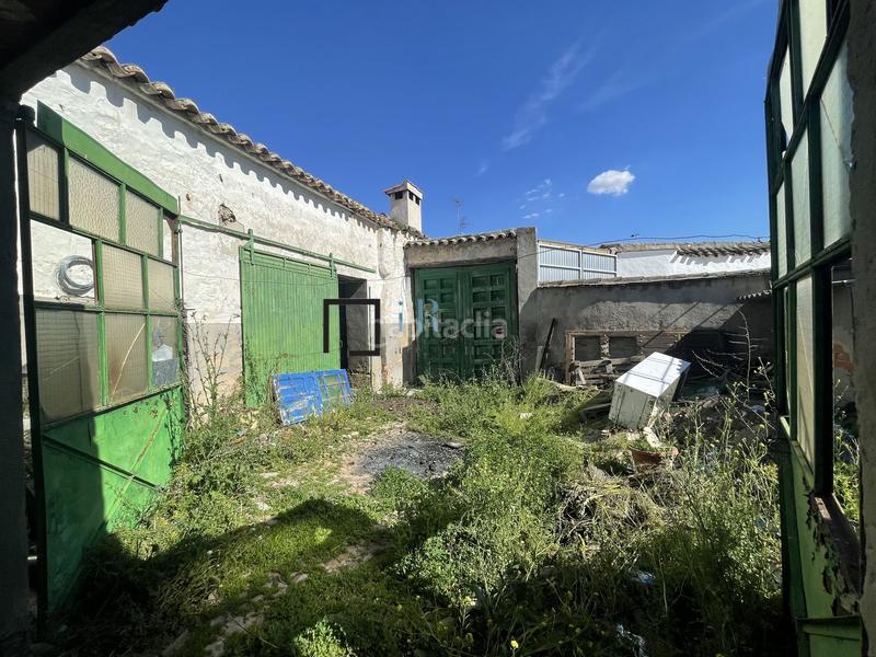 Foto b16a0419-fe71-48d2-ad25-00a3a326c55e. Casa adossada a Orgaz