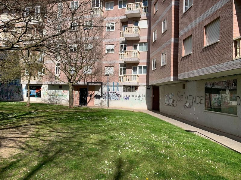 Foto 5087ba0c-9401-4809-a9ba-7b3e0b39e1f3. Local comercial a San José Obrero Zamora