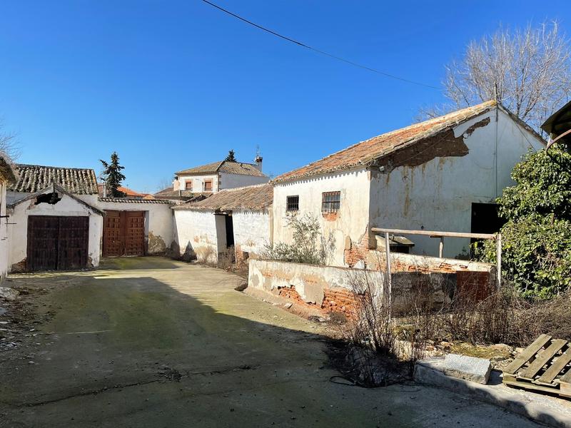 Foto 42f80b9b-e5ff-4120-8171-80213186900a. Edifici a Polán