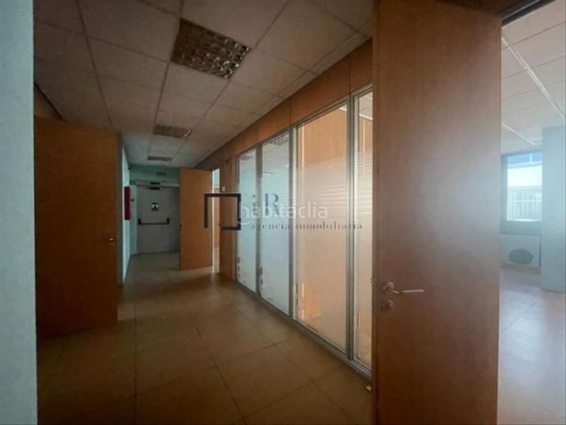 Foto 77c1c14c-8f7a-4c0e-8539-cf9a468b58f1. Oficina en Simancas Madrid