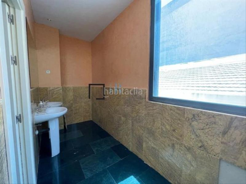 Foto e557ab21-325a-4c4a-9fa2-9610a0955f74. Ufficio con riscaldamento in Simancas Madrid