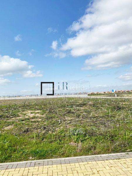 Foto 576ee1a3-c93a-440c-8360-2a8864d9bfe2. Area edificabile industriale in Estación-Cruz Roja Illescas