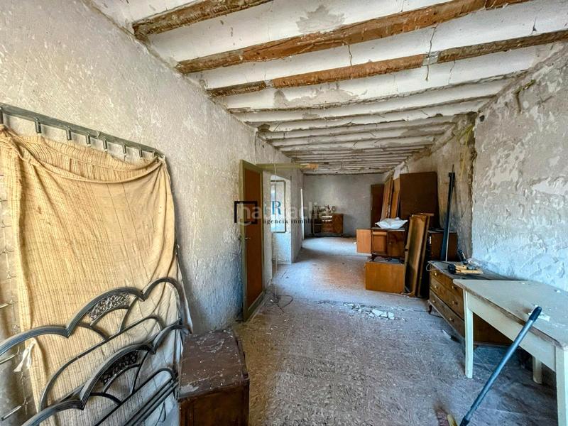 Foto 8ac35d3d-898e-44f3-bb46-a8913e854bdb. House in Yepes