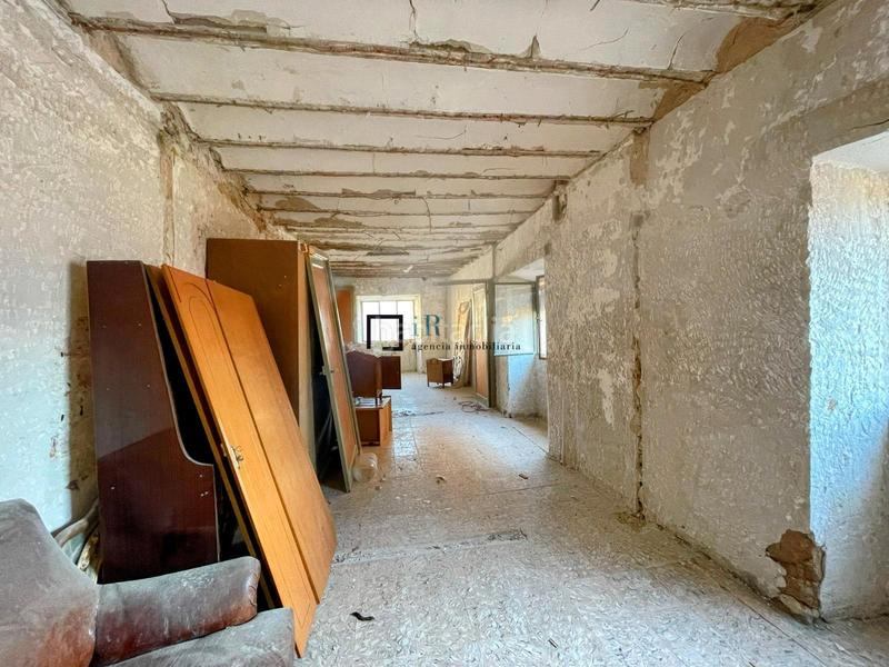 Foto af7a1851-17a3-4762-92fd-c8116be0cdb3. House in Yepes