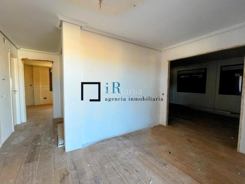 Foto df55be96-eb98-4f10-9985-4c618f46976c. Casa aparellada amb calefacció aparcament a Cobisa