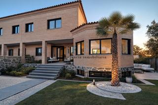 Towny house in Cobisa