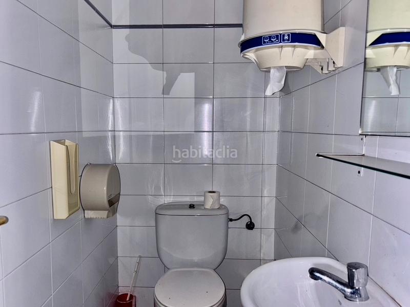 Foto b3e94d83-ae09-4cd9-9584-89f46522f309. Alquiler local comercial en calle virgen del carmen 3 en Donostia - San Sebastián