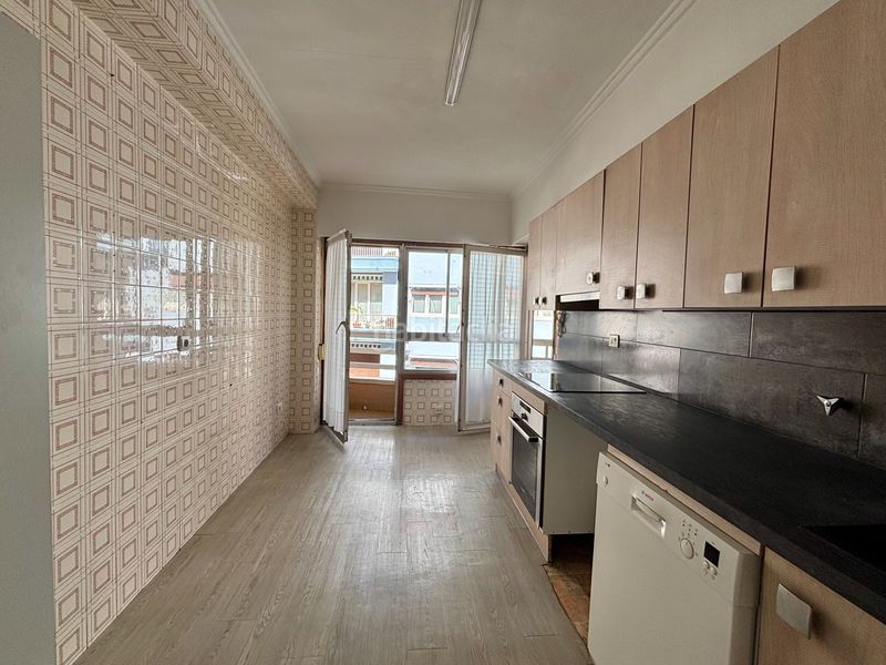 Foto 60098b04-6e93-4c45-8ee2-559ba85d8136. Piso en Zarautz