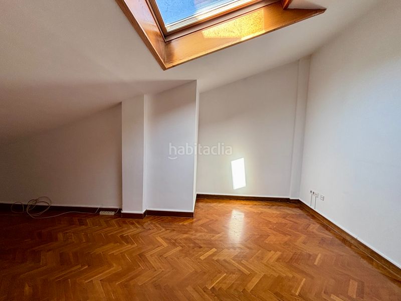 Foto 82894075-e9a0-4381-8dd8-b9729335cdd8. Duplex with heating in Altza Donostia - San Sebastián