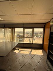 Lloguer Oficina  Avinguda de barcelona 39a. Oficina de alquiler en edificio en museros con mucha luz natural