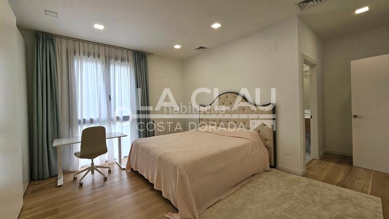 Foto 1c7530fb-8900-49f4-a776-000ec9f55cb9. Casa ¡vive el lujo junto al mar ! en mar Cambrils Cambrils