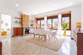 Piso  Carrer mossèn jacint verdaguer 5. ¡espectacular piso, amplio, luminoso y esquinero en el corazón d