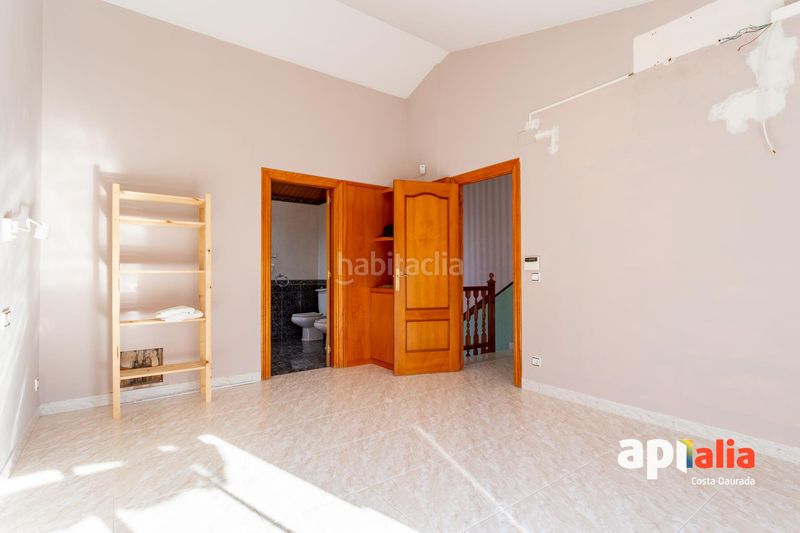 Foto 49125323-c3ce-4f11-8ce4-9a801a418959. Casa con riscaldamento parcheggio in Centre Salou