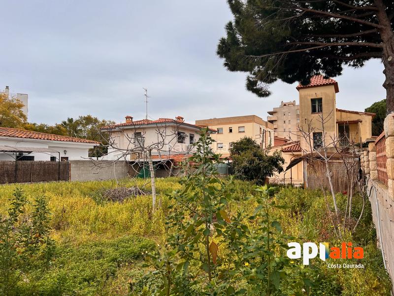 Foto b6fa9960-d6a0-4c53-b9ab-c1700bb8f84f. Terrain résidentiel dans de la bassa dans Barenys Salou