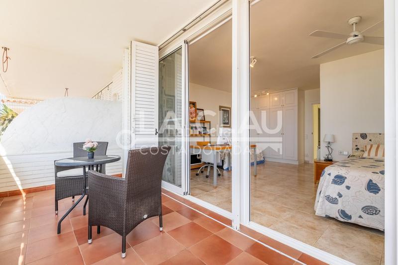 Foto 384654f6-b801-4094-97fb-b6c2a954f992. Reihenhaus mit heizung parking in Altafulla