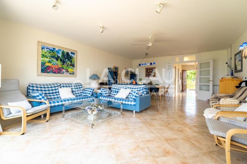 Foto 428dc79d-0e3c-41b7-822e-970fc958c6a4. Reihenhaus mit heizung parking in Altafulla