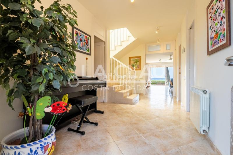 Foto d896b9fe-2379-495f-a739-5603926e9cb8. Reihenhaus mit heizung parking in Altafulla