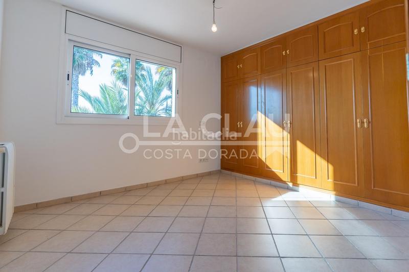 Foto 0b85833b-d2e5-4596-9921-e0bd41539f34. Chalet in del nàstic-iii 7 in Urbanitzacions de Llevant Tarragona