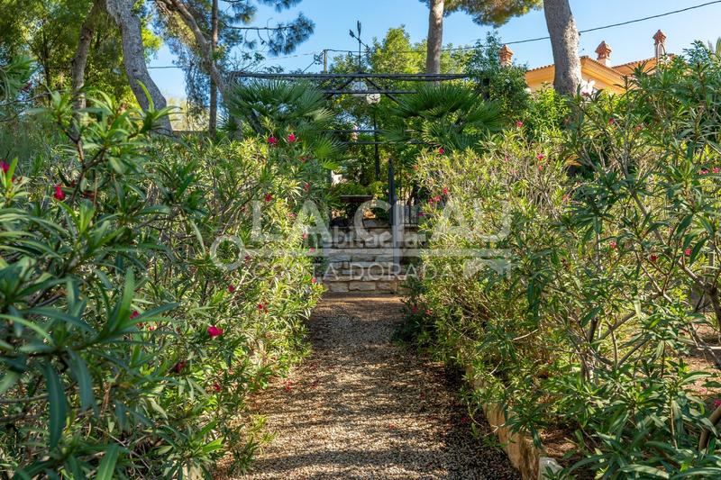 Foto 2605e368-e079-44a6-a388-05bfa6448e6b. Chalet in del nàstic-iii 7 in Urbanitzacions de Llevant Tarragona