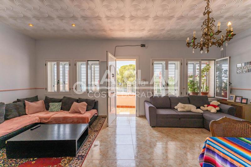 Foto 275f18bd-91c4-4769-8058-d11fc2560f5a. Chalet con riscaldamento parcheggio in Llevant Tarragona