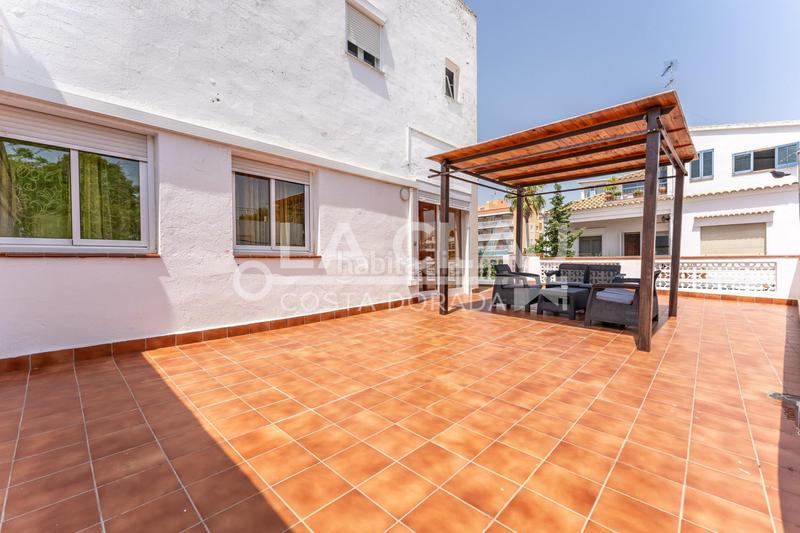 Foto 5bb2e6b8-04a5-4eb1-874f-faea984779b6. Chalet con riscaldamento parcheggio in Llevant Tarragona