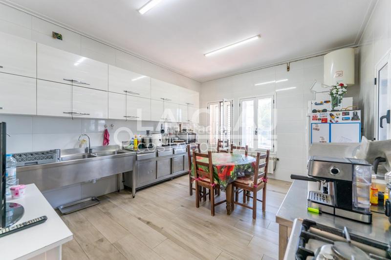 Foto cbb839fb-ae53-4e0d-8490-adba57c0c6b7. Chalet con riscaldamento parcheggio in Llevant Tarragona