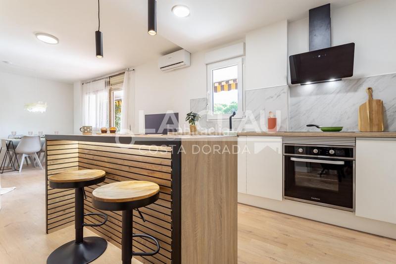 Foto 6184b485-d3f6-4f37-9310-bcc862ed4f2a. Appartamento con riscaldamento parcheggio in Mar i Camp - Platja dels Capellans Salou