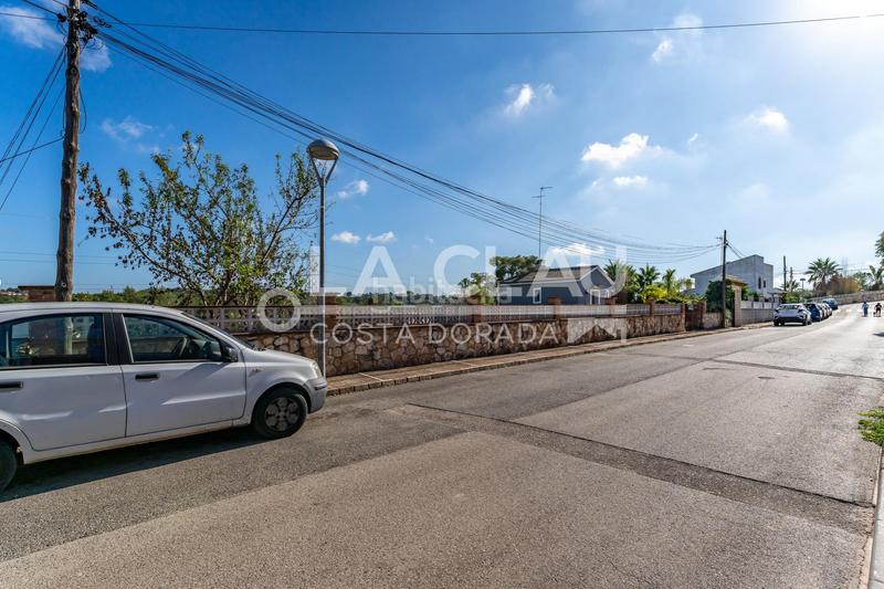 Foto 33c11e9d-1ee3-4d6b-bf94-f97535544796. Terreny residencial a dels clavells 5 a Pallaresos (Els)