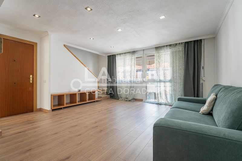 Foto deb4e1be-4551-44f6-b367-368a7078625a. Casa adossada amb aparcament a Port - Horta de Santa Maria Cambrils