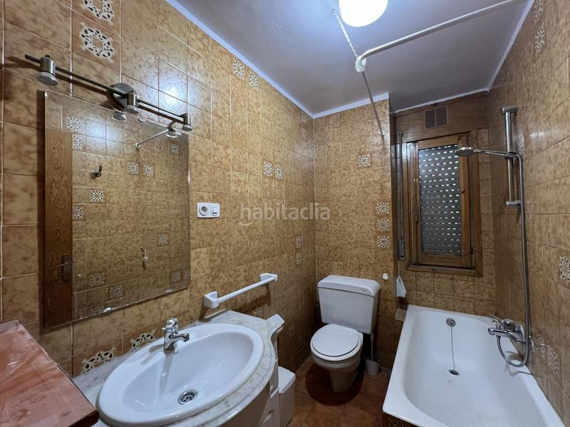 Foto c9eae88c-832a-48d6-87a8-5ad860c9fdd9. Alquiler apartamento piso céntrico en la población de Vielha en Vielha e Mijaran