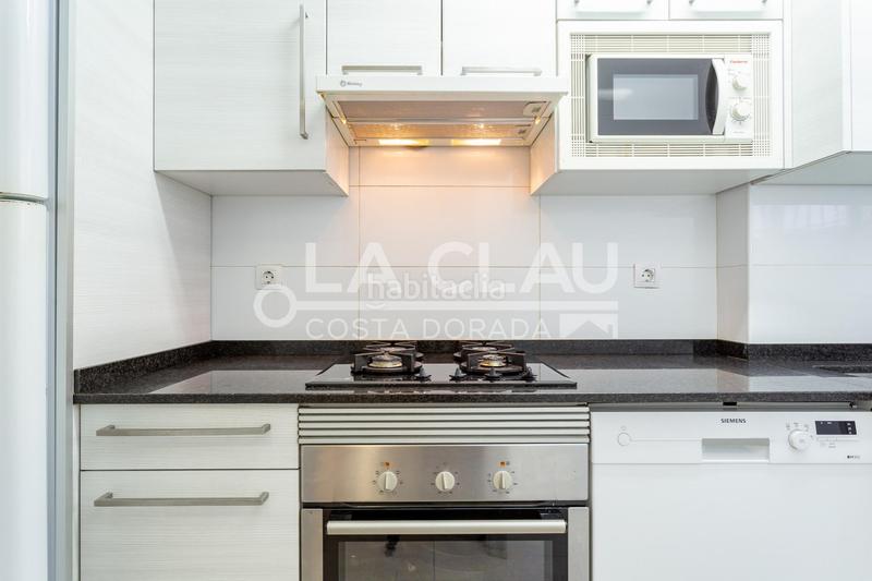 Foto 1105ee83-bb7a-4523-b64e-9a1abb182a10. Piccolo appartamento con riscaldamento parcheggio piscina in Cambrils