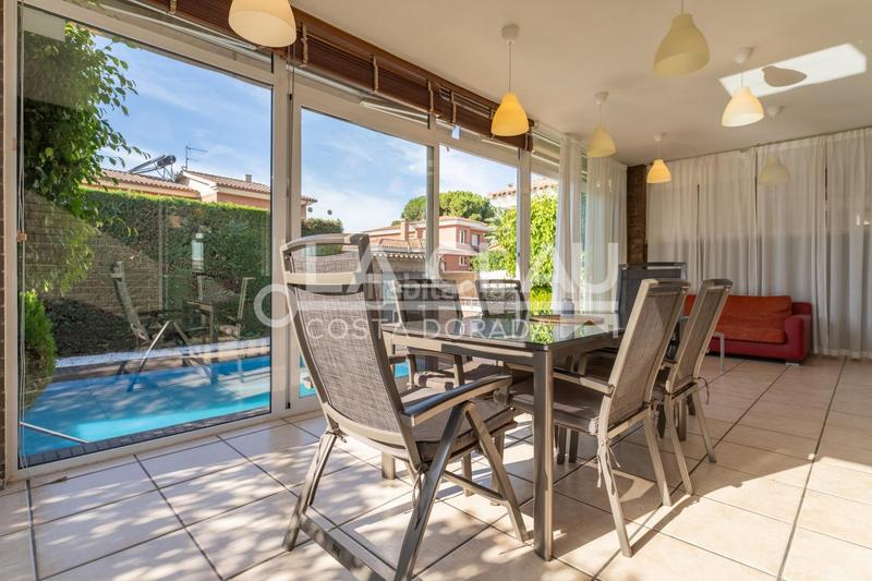 Foto 039e6f2c-9fe1-4853-a68e-dd9bf58aedfe. Casa con riscaldamento parcheggio in Els Ametllers Cambrils