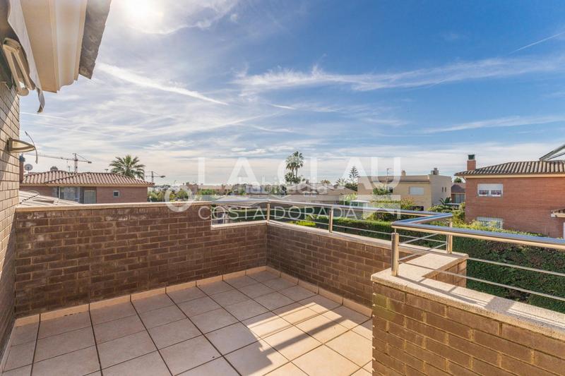 Foto 05025865-42c1-4d65-9f11-6a92afca39aa. Casa con riscaldamento parcheggio in Els Ametllers Cambrils