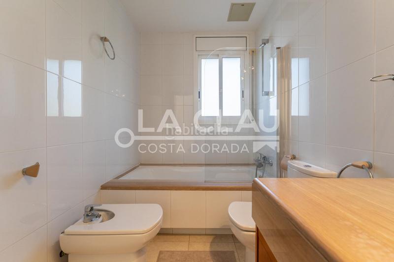 Foto 8df16146-bddd-42f0-ae9c-2e6dd2faf703. Casa con riscaldamento parcheggio in Els Ametllers Cambrils