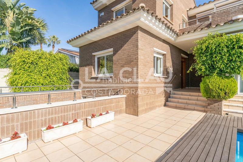 Foto 9c1157a1-8638-4f99-890d-5fd3c07505c5. Casa con riscaldamento parcheggio in Els Ametllers Cambrils