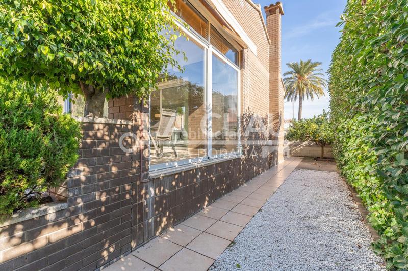 Foto 9cbad3d4-9c34-40e4-b708-a5cf5b74e8d6. Casa con riscaldamento parcheggio in Els Ametllers Cambrils