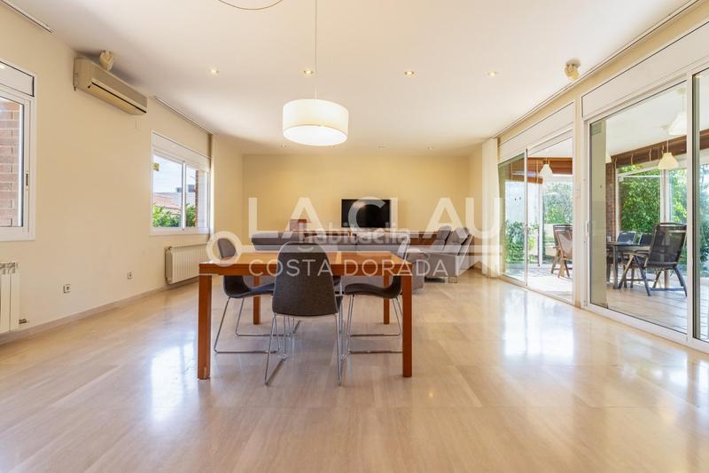 Foto b8825467-71d6-45ee-bb03-765212dea751. Casa con riscaldamento parcheggio in Els Ametllers Cambrils