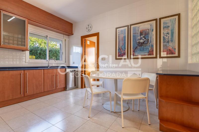 Foto e5915e9a-0f55-449e-a601-162375576625. Casa con riscaldamento parcheggio in Els Ametllers Cambrils