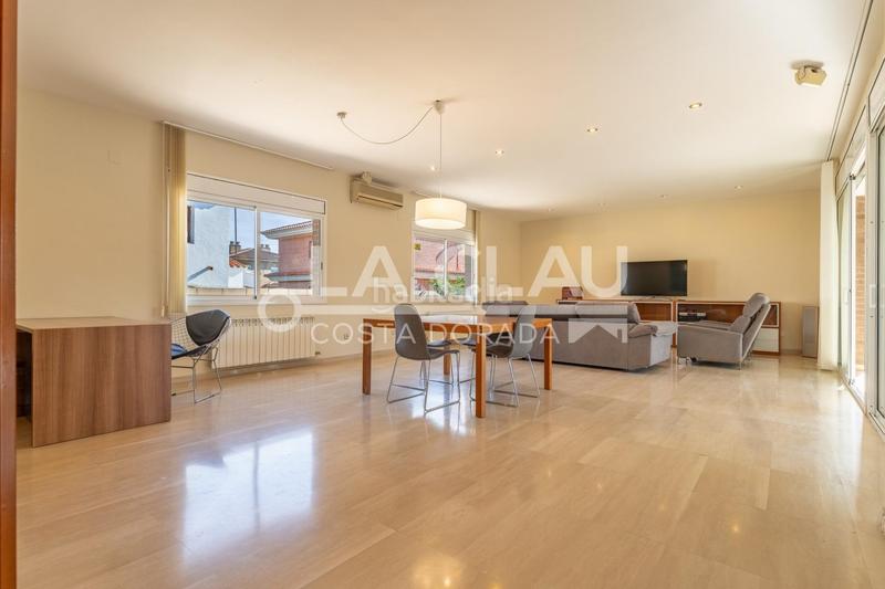 Foto e5a7113a-946b-42e6-a480-8c9b09813c8f. Casa con riscaldamento parcheggio in Els Ametllers Cambrils