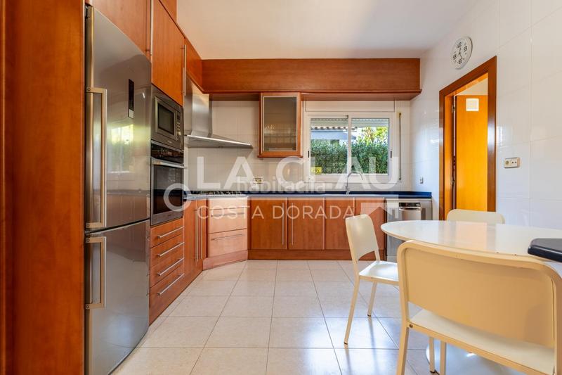 Foto fdb6530e-33e2-42d9-bfc0-debf153bcd65. Casa con riscaldamento parcheggio in Els Ametllers Cambrils